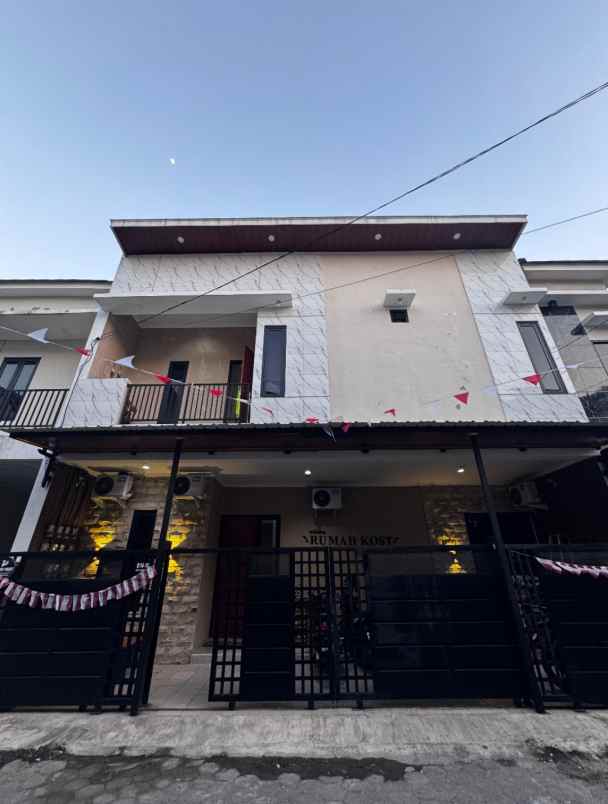jual rumah kos medokan dekat kampus upn 10 kamar