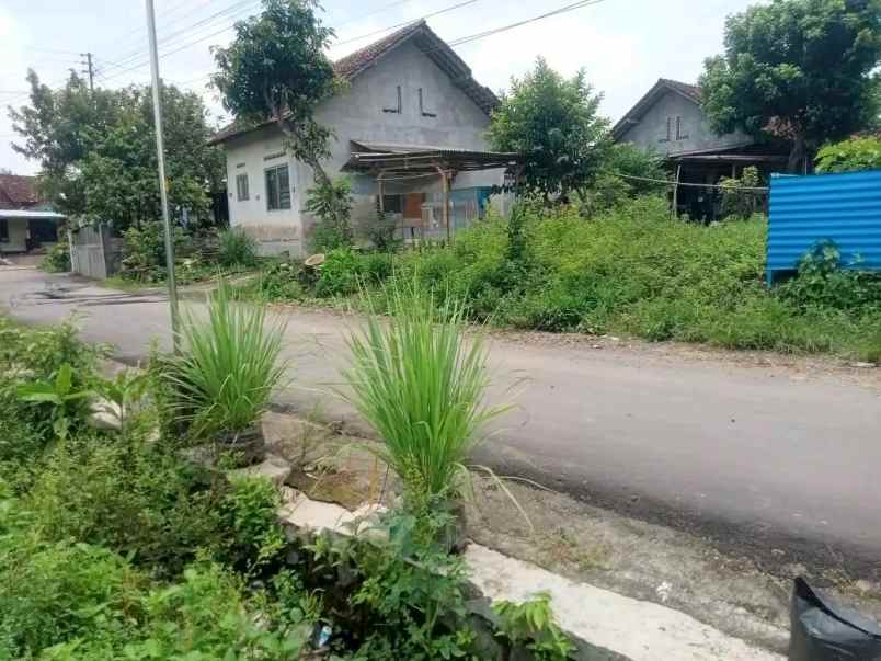 kavling tanah tepi aspal dekat iwak kalen resto sleman