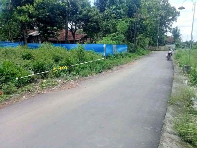 kavling tanah tepi aspal dekat iwak kalen resto sleman
