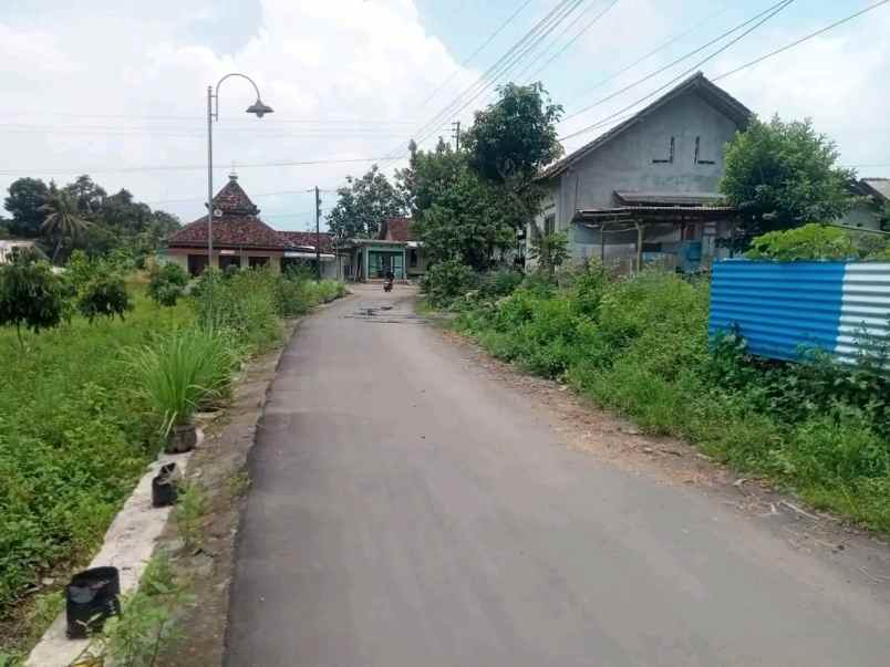 kavling tanah tepi aspal dekat iwak kalen resto sleman