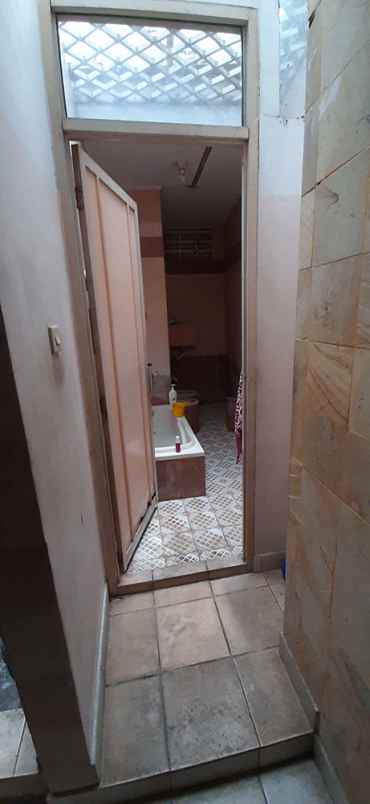 kost cigadung raya tengah