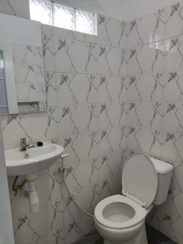 kost kosan baru beji pondok cina depok full furnished