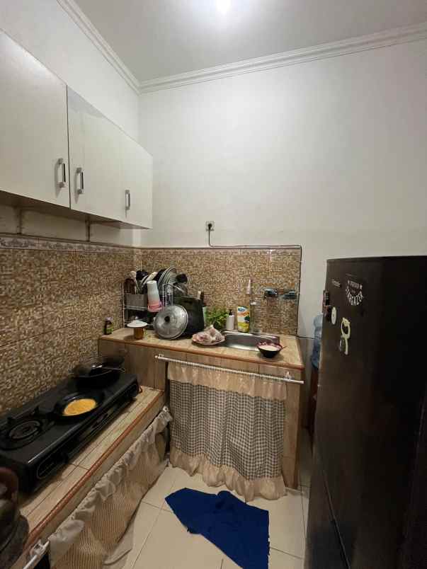 over kredit murah rumah bagus terawat di tangerang