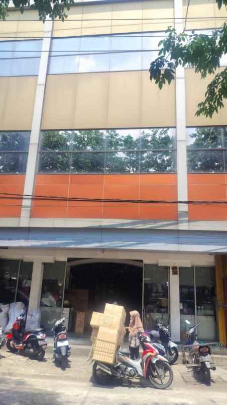 ruko raya dupak 3 lantai