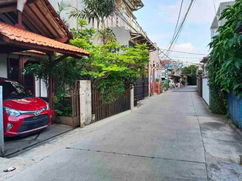 rumah 2 lantai dengan luas 150m2 di perumnas 1 bekasi