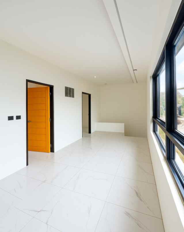 rumah 2 lantai di bandung kota