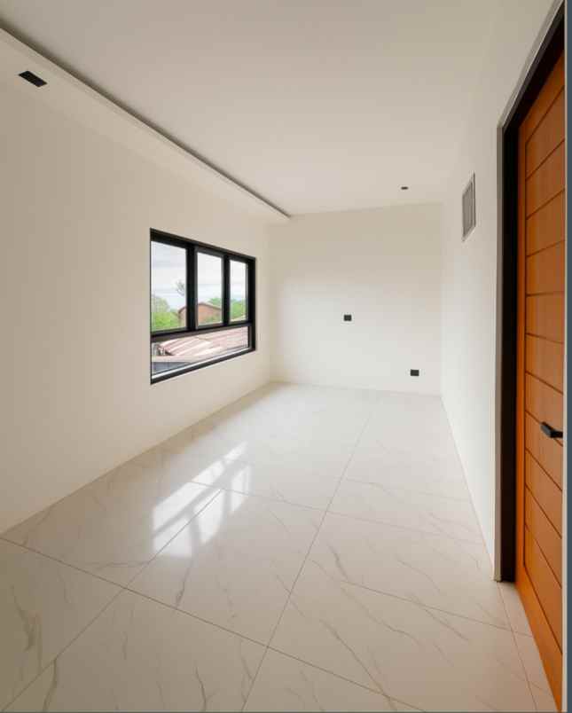 rumah 2 lantai di bandung kota