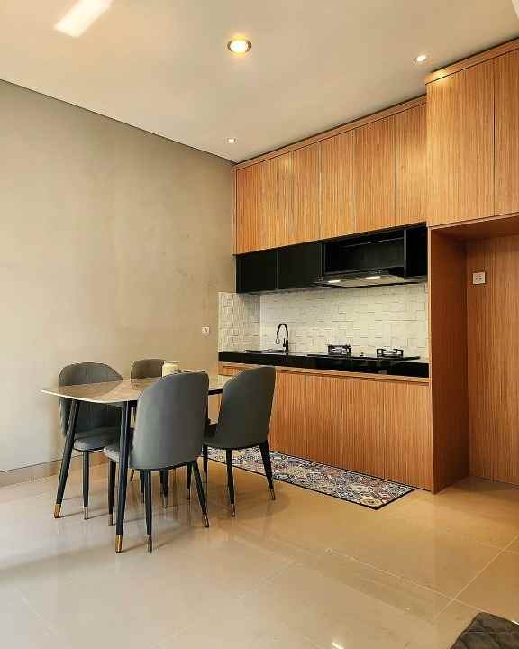 rumah 2 lantai full furnished di kalasan sleman