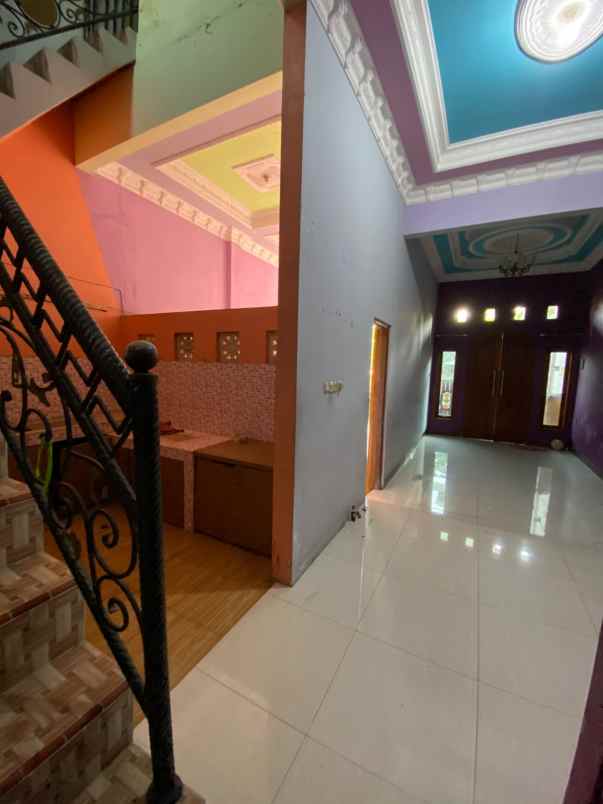 rumah 2 lantai siap huni di pedurungan semarang