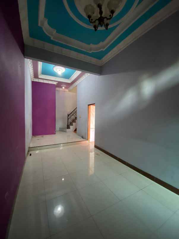 rumah 2 lantai siap huni di pedurungan semarang