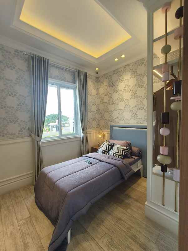 rumah 2 lantai siap huni lokasi strategis