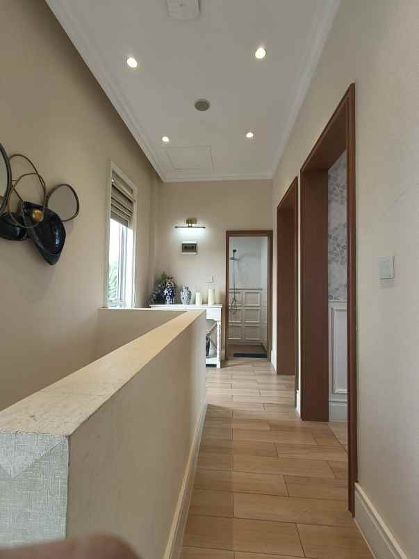 rumah 2 lantai siap huni lokasi strategis