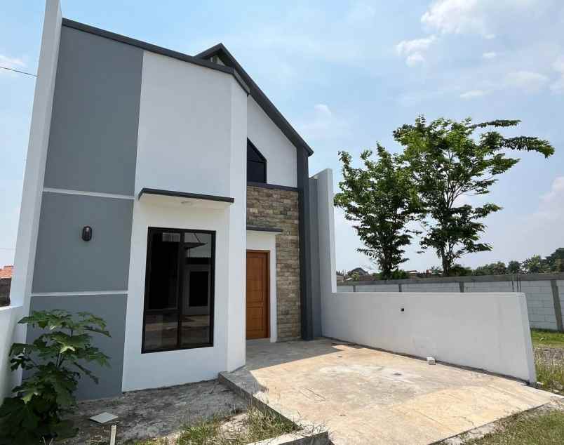 rumah 280 jt an di sukoharjo