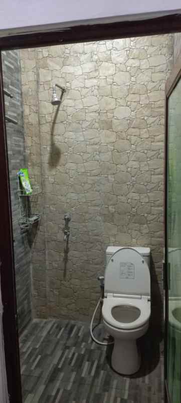 rumah 3 lantai depok