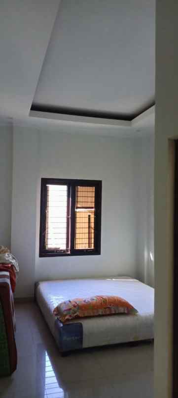 rumah 3 lantai depok