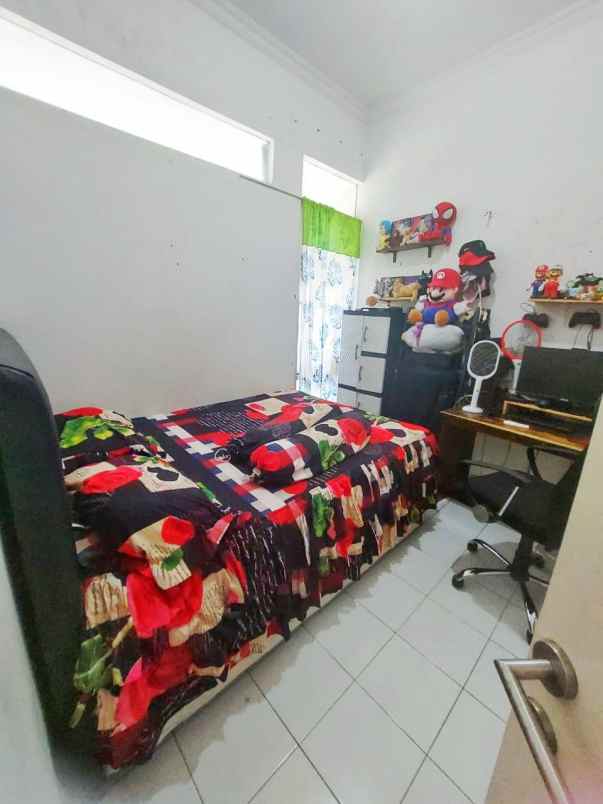 rumah bagus dan nyaman dipanongan tangerang