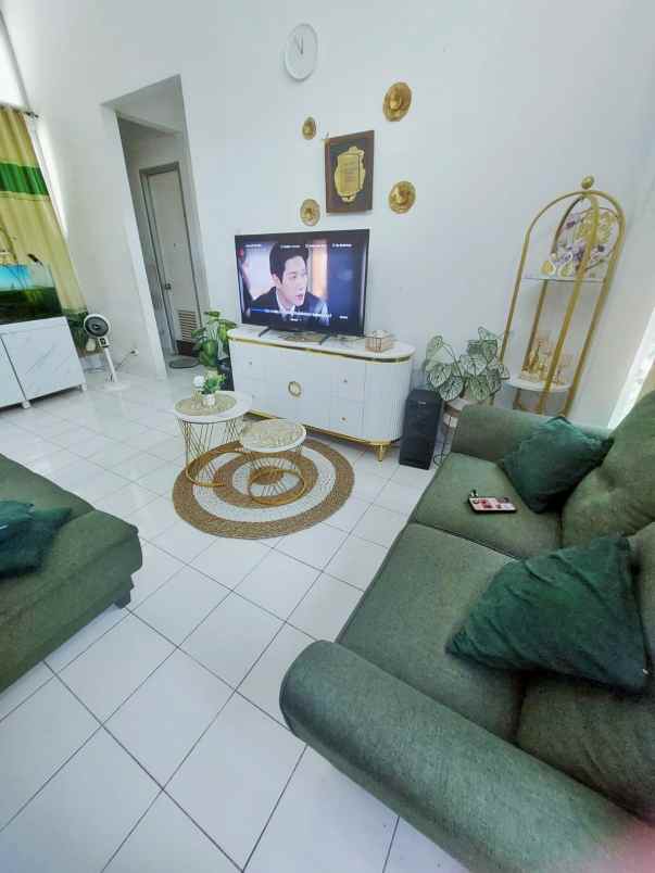 rumah bagus dan nyaman dipanongan tangerang