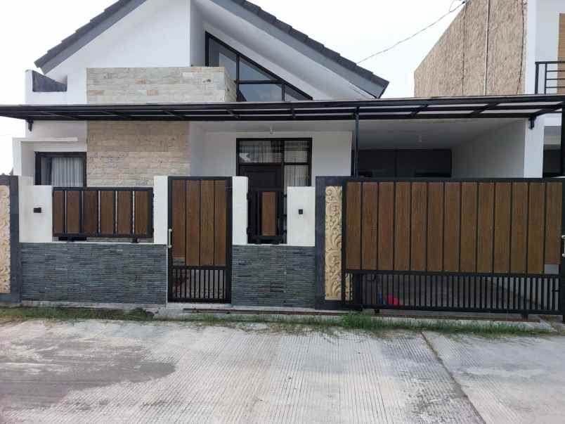 rumah bagus siap huni 84m dekar rsud sragen