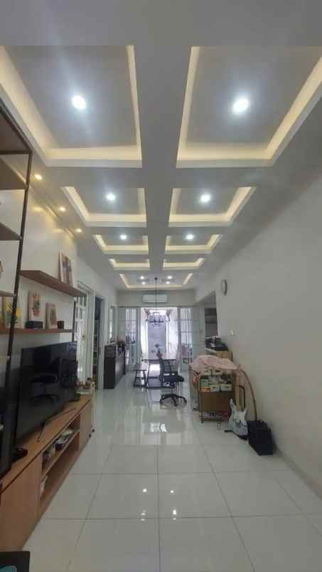 rumah bagus siap huni di kemang pratama bekasi