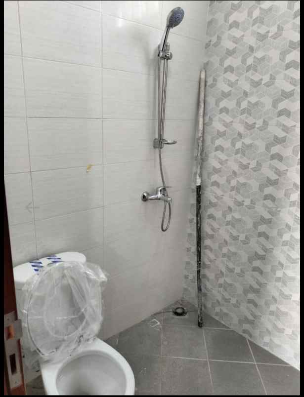 rumah baru minimalis modern di batununggal bandung