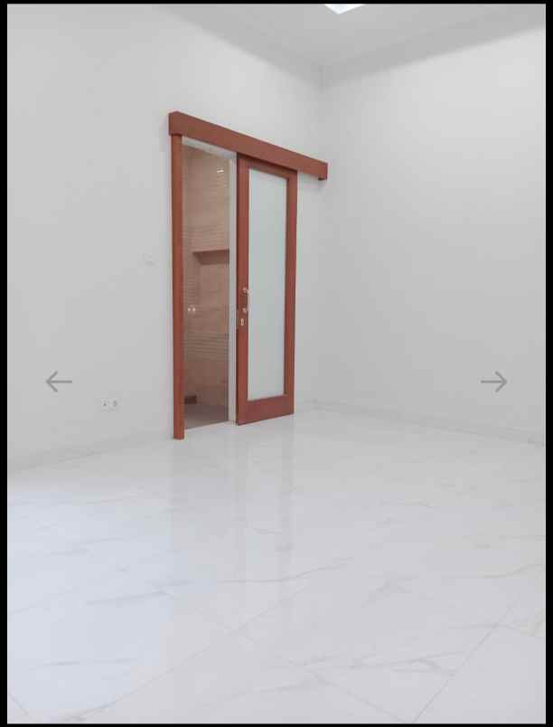 rumah baru minimalis modern di batununggal bandung