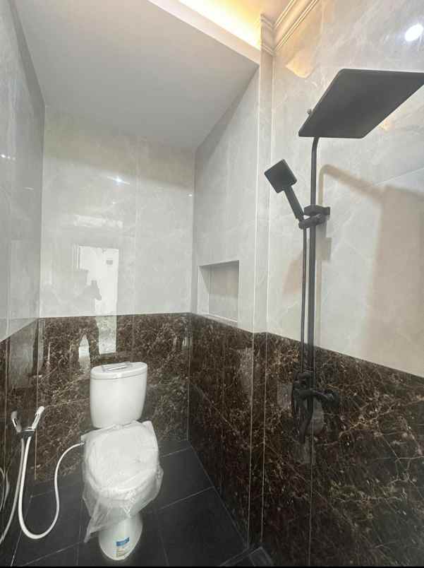 rumah baru minimalis modern di lenteng agung jaksel