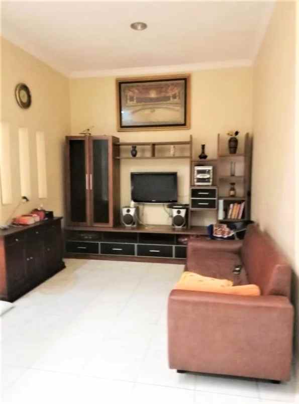 rumah bulevar hijau regency kota