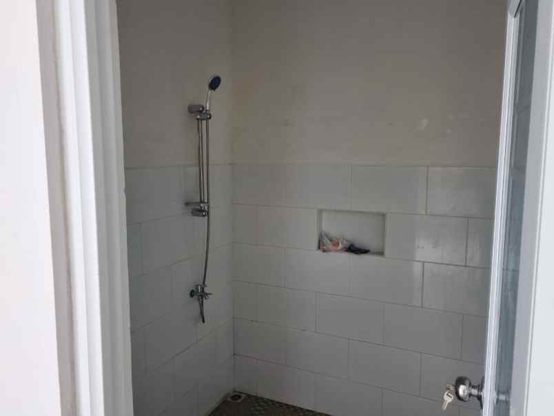 rumah cantik harga murah tanah luas di kalasan