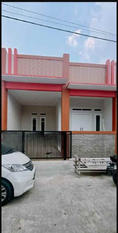 rumah cantik minimalis dalam komplek pup