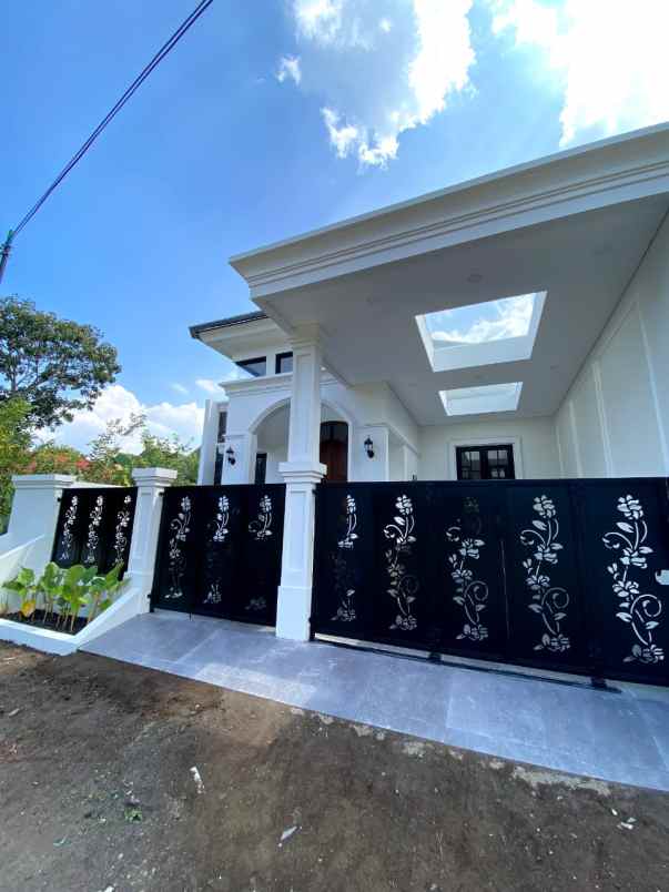 rumah cantik proses bangun di ngaglik sleman