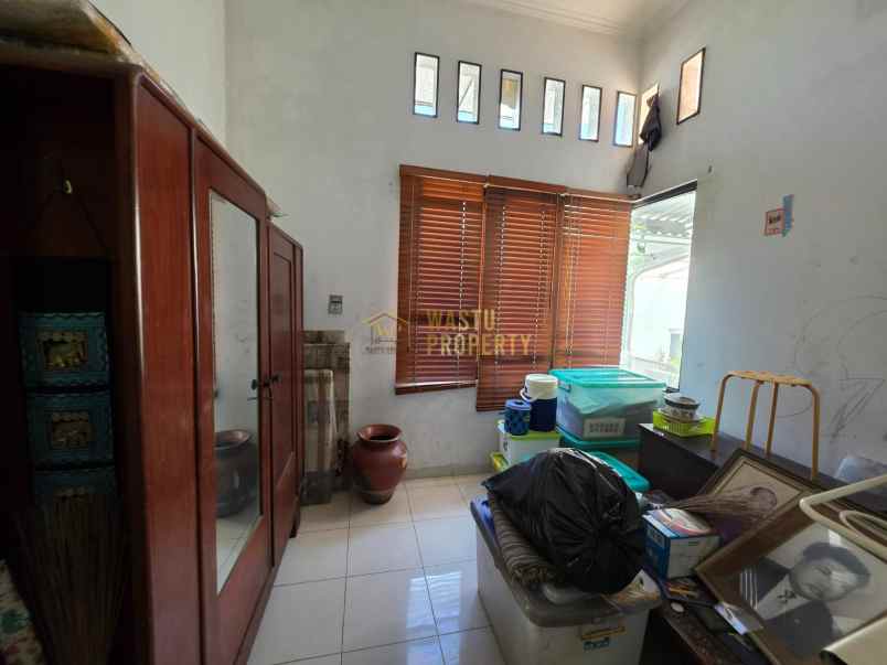 rumah dan tanah luas di villa inti persada tangsel