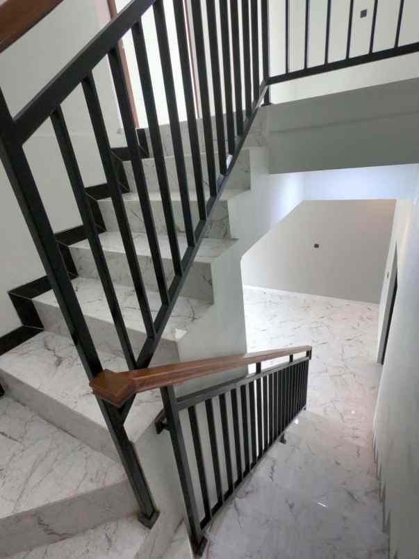 rumah dekat smpn 16 kota bekasi murah