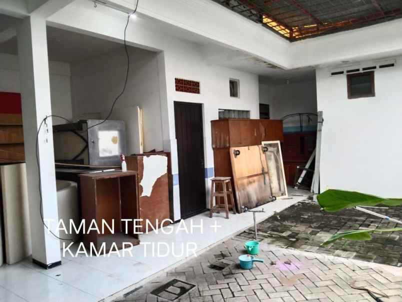 rumah di wisma permai strategis murah