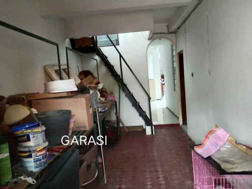 rumah di wisma permai strategis murah