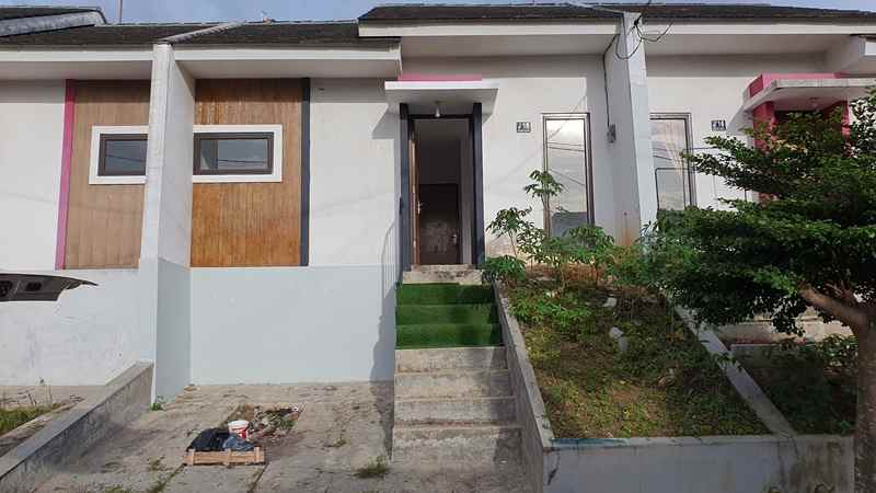 rumah dijual di perumahan samasta ciseeng