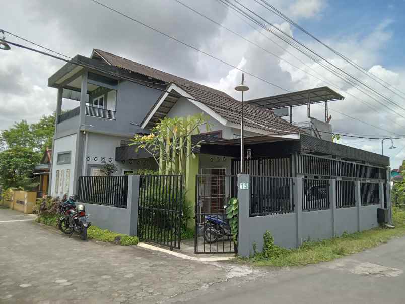 rumah gondanglegi