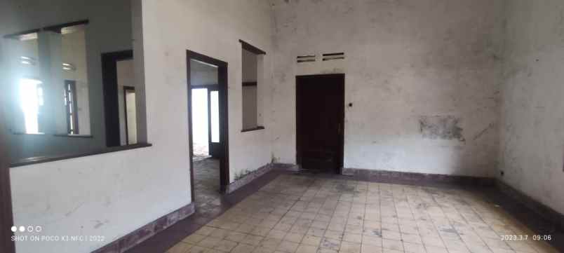 rumah haritage cocok untuk resto dan cafe