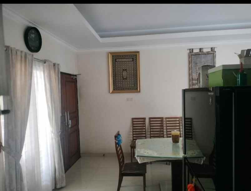 rumah hook depan taman citra gran cibubur