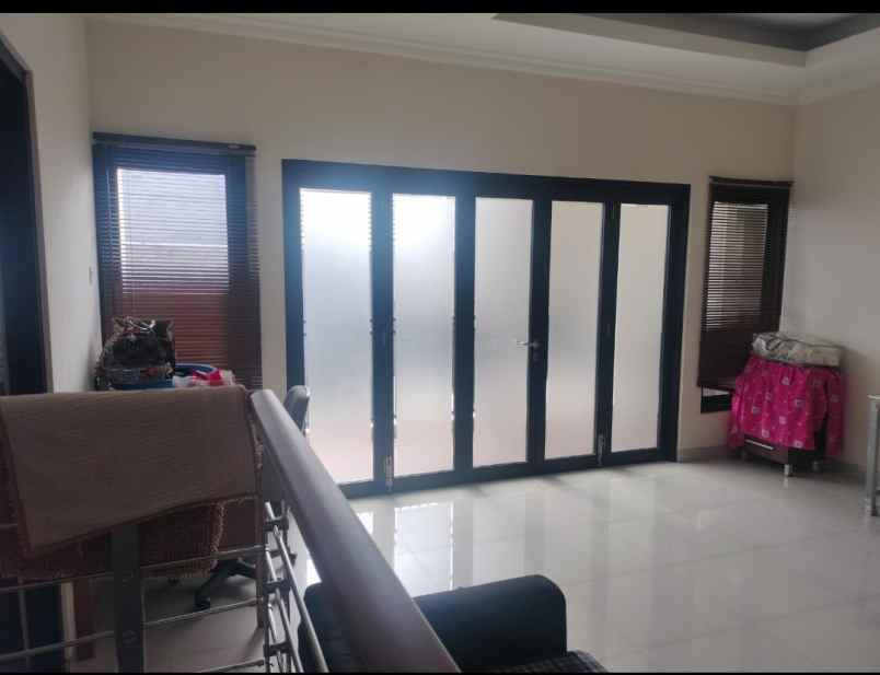 rumah hook depan taman citra gran cibubur