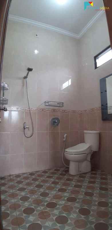 rumah jati asih kota beksi jawa