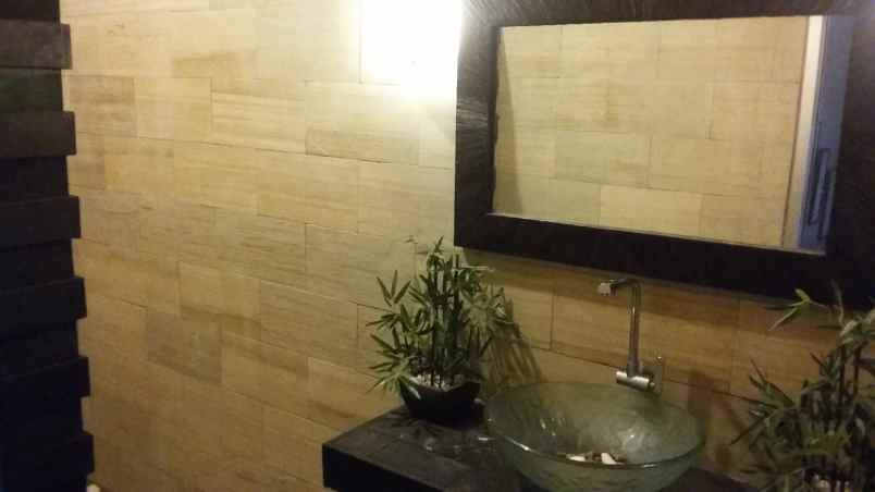 rumah jl garuda 1 no 21 cluster