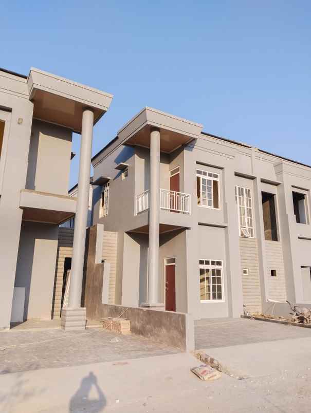 rumah jl kaliabang tengah kec