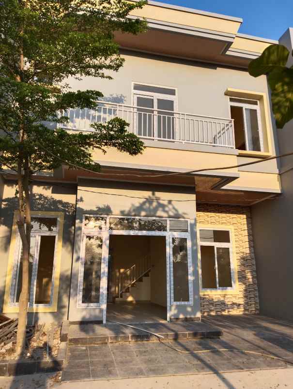 rumah jl kaliabang tengah kec