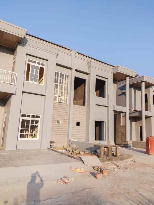 rumah jl kaliabang tengah kec