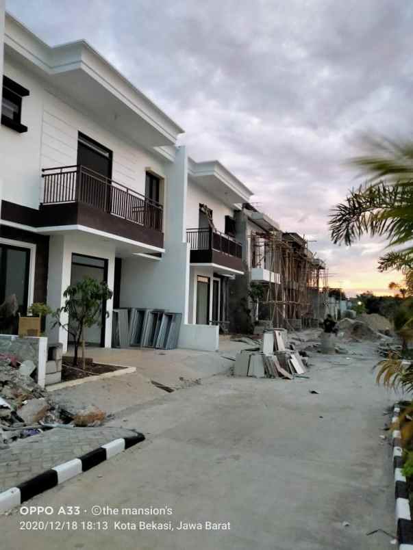 rumah jl kaliabang tengah kec