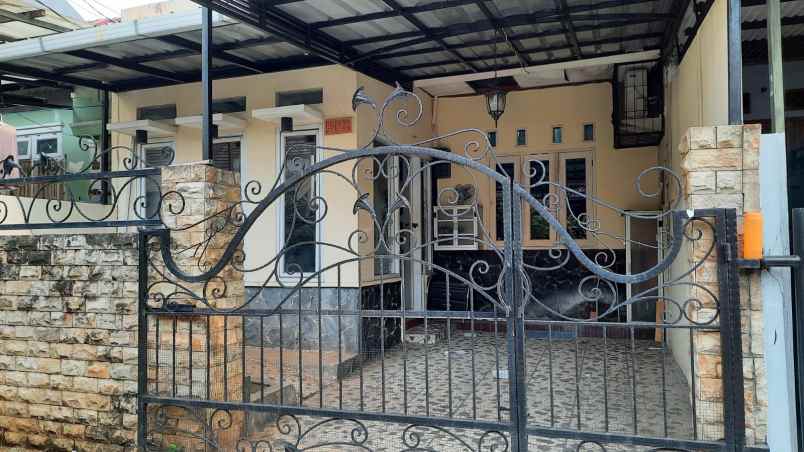 rumah jl kemang 2 pamulang tangerang