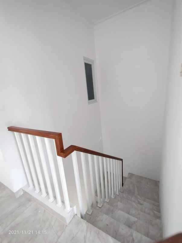 rumah jl kodau jatiasih bekasi