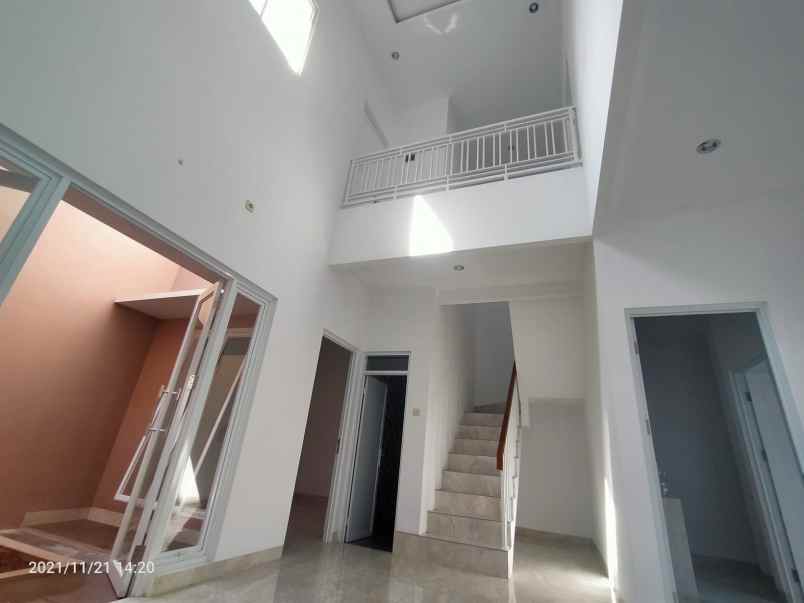 rumah jl kodau jatiasih bekasi