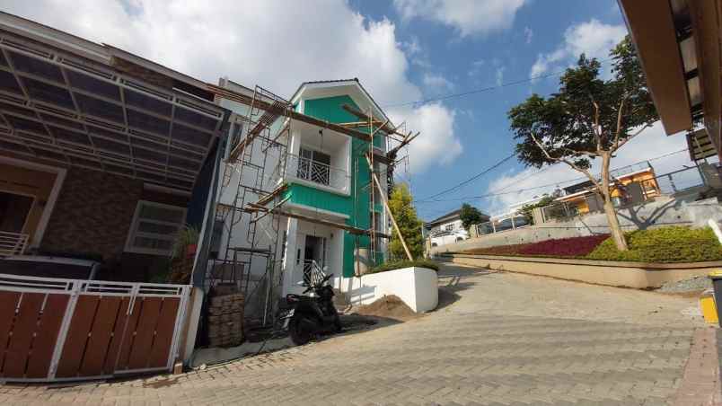 rumah jl kolonel masturi sukajaya