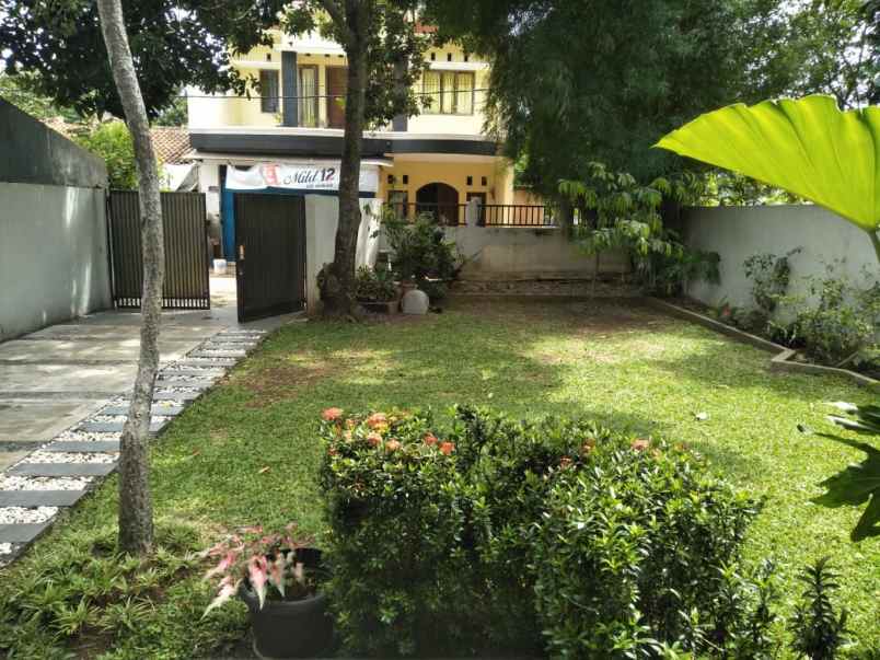 rumah jl m zakaria beji tanah